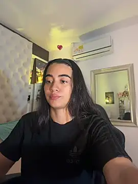 ZarahEvans' Live Chat Room