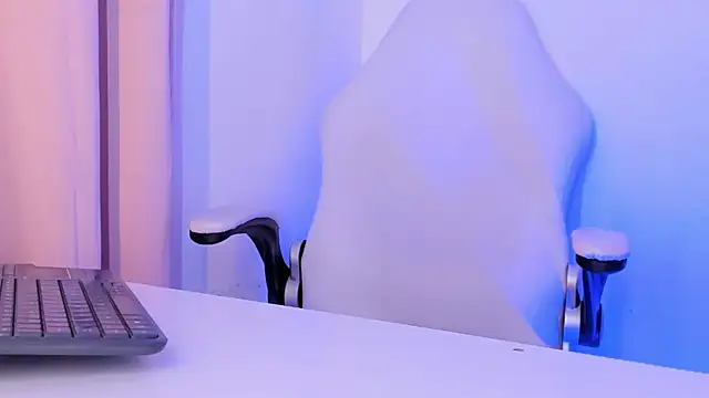 Kattyfeet 실시간 채팅방