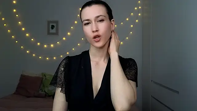 Živá chatovací místnost AliciaNewell