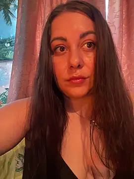 DaisyStreet's Live Chat Room