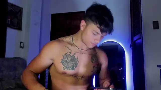 Živá kamerová sex show Dominic_Biker__