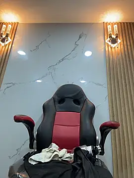 Hannagarces Adlı Modelin Canlı Sohbet Odası