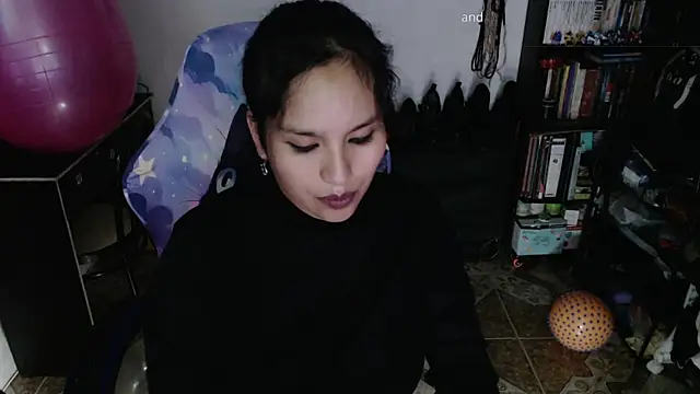 kureiji_hentaii – live chatrum