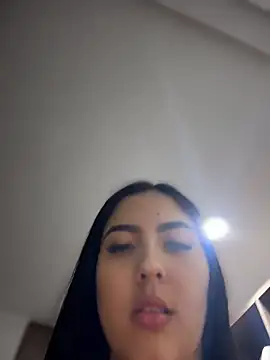 חדר צ'אט בשידור חי של I_AM_SOPHIE_