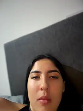 I_AM_SOPHIE_ élő chatszobája