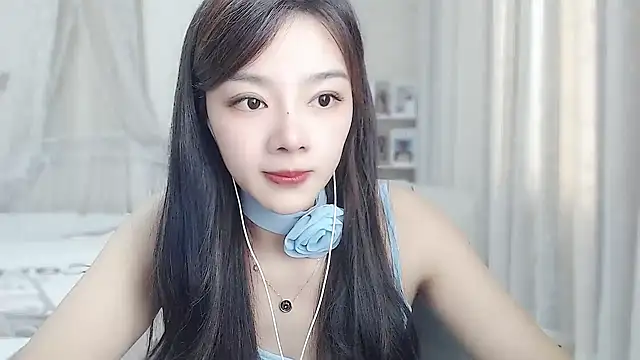 Romy-sweet Adlı Modelin Canlı Sohbet Odası