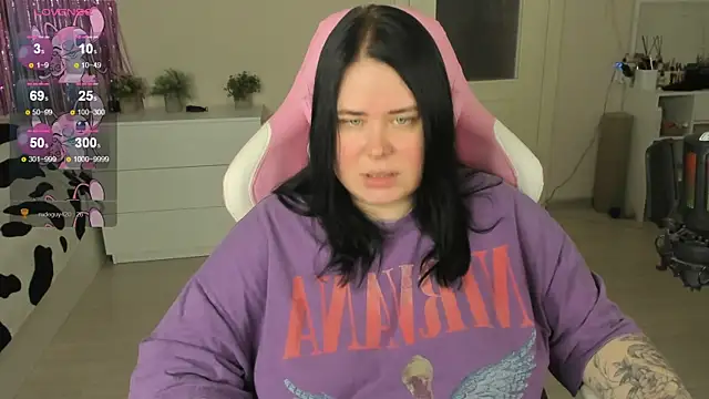 Akemi_BBW чат на живо