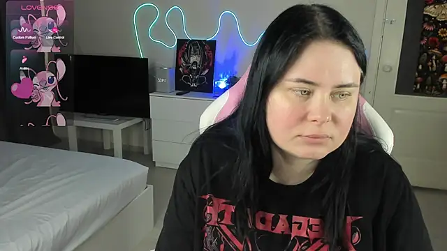 Chat soba uživo modela Akemi_BBW