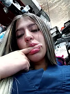 Sala de chat en directo de eva-2023