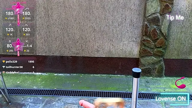 SandraMilano Adlı Modelin Canlı Sohbet Odası