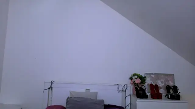 GabiCarter live-chat rom