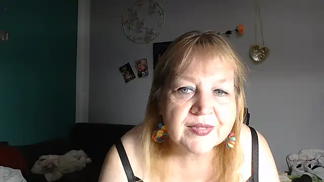 Chat soba uživo modela Blasflittchen