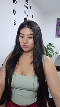 tara20_'s Live Chat Room