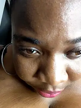 Breisy_bigboobs чат на живо
