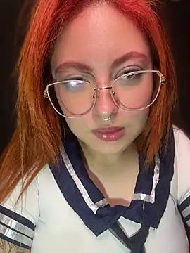 izyzys_baker's Live Chat Room