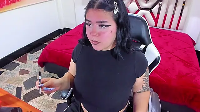 Chat soba uživo modela sara_winehouse1
