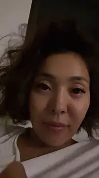 NoirElysia's Live Chat Room