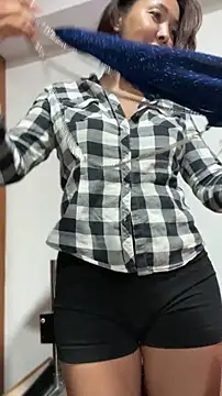 Chat soba uživo modela NoirElysia