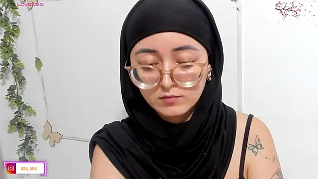 Živá chatovací místnost aysel_elid