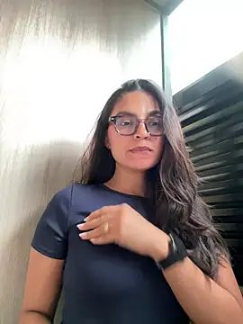 Gia_Mazzon – live chatrum