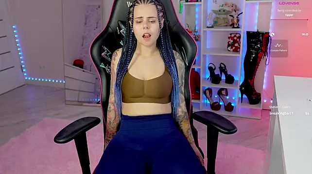 QueenAliceX's Live XXX Chat