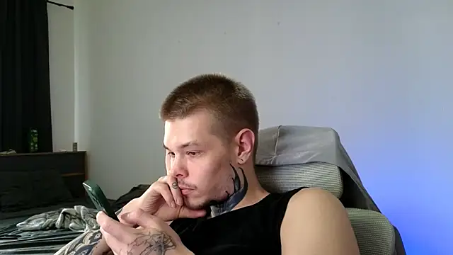 DENIS_HERE Live Sex Cam Show