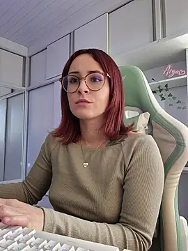 Ahrya_ live-chat rom