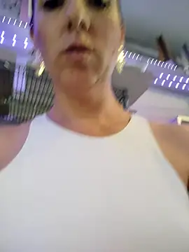 Mia_Novikov Live Chatrum