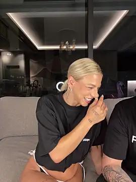 Živá chatovací místnost SexOnMyLvL