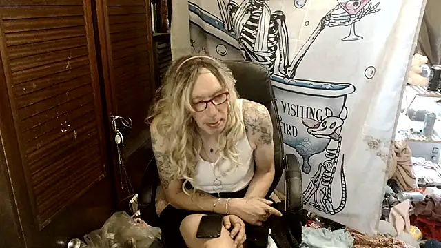 Ombeline1 – live sex-cam-show