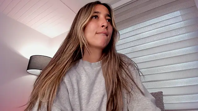 vico_sweety Adlı Modelin Canlı Sohbet Odası