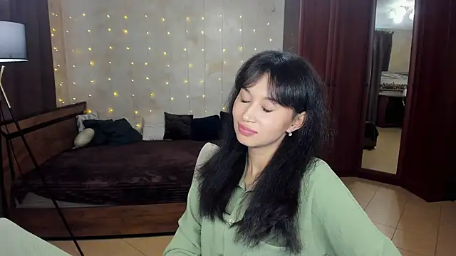 غرفة دردشة SheilaRare المباشرة