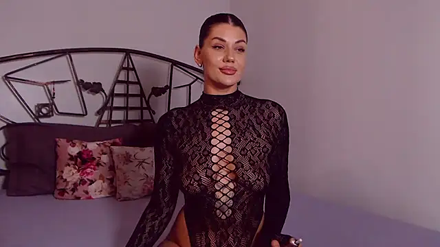 YvonneEverlee чат на живо