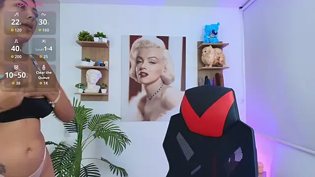 Sala de chat en directo de SALOOMEE__