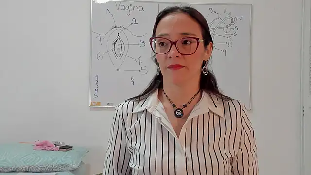 Jessica_Herrera_ live-chat rom