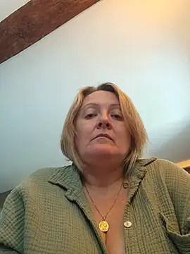 lady_charlyne Live Chatrum