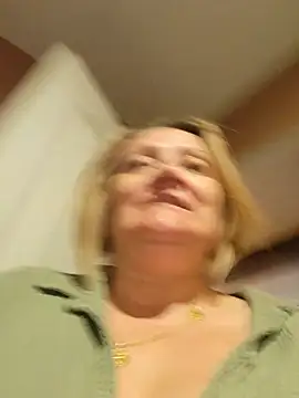 lady_charlyne Live Chatraum