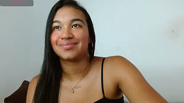 Alexa_priincess' Live Chat Room