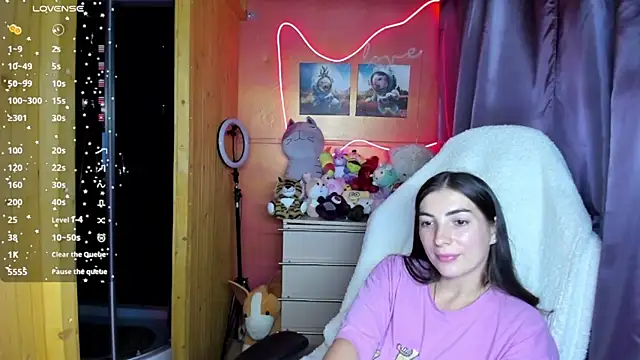 Fiery_Brunette_ Live Chatraum