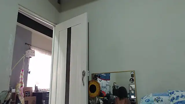 AlinaWoolf_ élő chatszobája