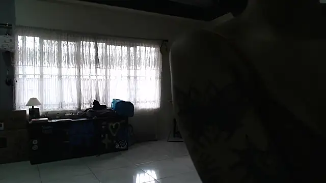 AlinaWoolf_ Live chatroom