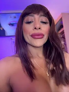غرفة دردشة canela_10 المباشرة