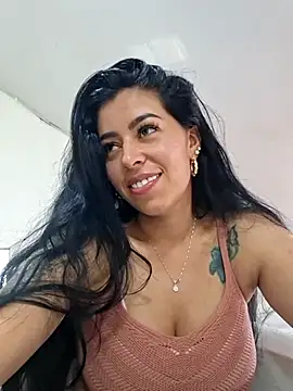 Luianna 실시간 채팅방