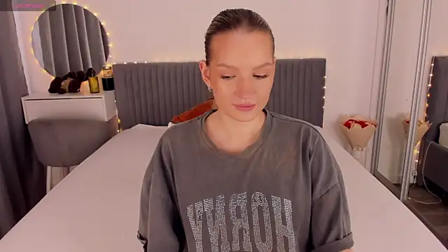 CassieRayss Adlı Modelin Canlı Sohbet Odası