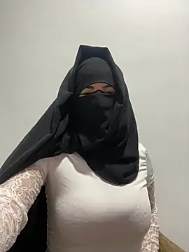 غرفة دردشة Hijabi_HotGirls المباشرة