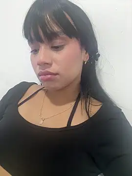 Pokój czatu na żywo – GoddessBrunette