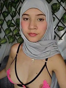 hanaa_18 – live chatrum