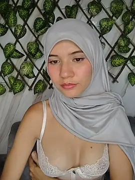 hanaa_18 – Naživo chatovacia miestnosť