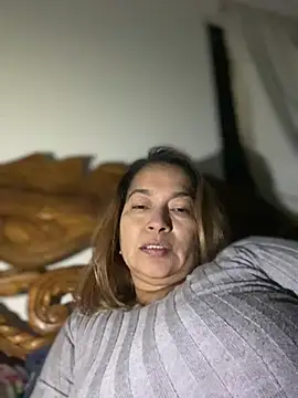 Jlo_69 чат на живо