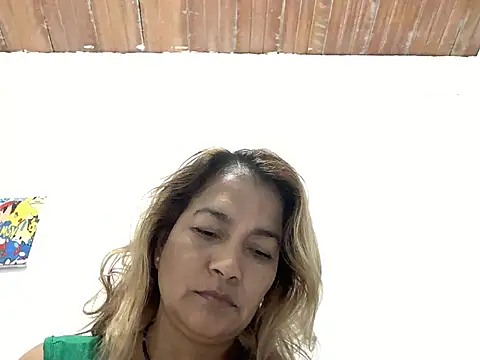 Jlo_69 élő chatszobája